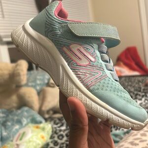 Blue/Pink Sketchers - Sale
